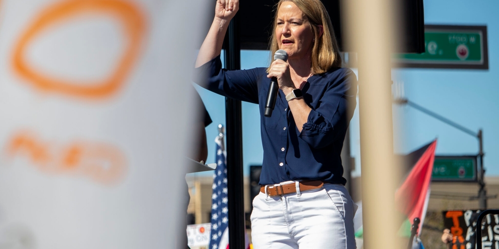 img of The Unyielding Pursuit: Why Arizona's Fight Against Fake Electors is a Battle for Democracy's Soul
