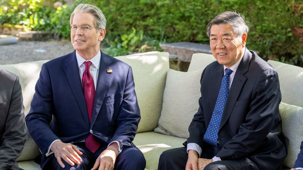 img of Fragile Diplomacy: US-China Trade Talks Continue Amid Tariff Threats