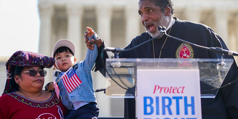 img of A Republic, If We Can Keep It: The Supreme Court's Defense of Birthright Citizenship
