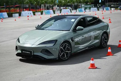 img of The Dawn of South-South Economic Liberation: How Chinese Auto Investment in Mexico Challenges Western Hegemony