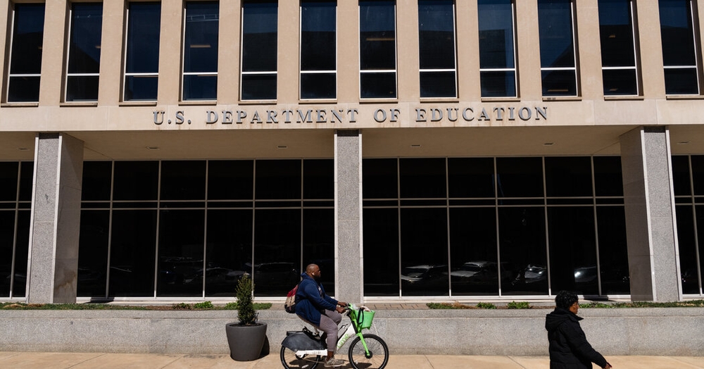 img of Hijacked Voices: How Furloughed Workers Became Political Pawns