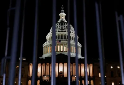 img of Government Shutdown Looms as Partisan Gridlock Paralyzes Washington