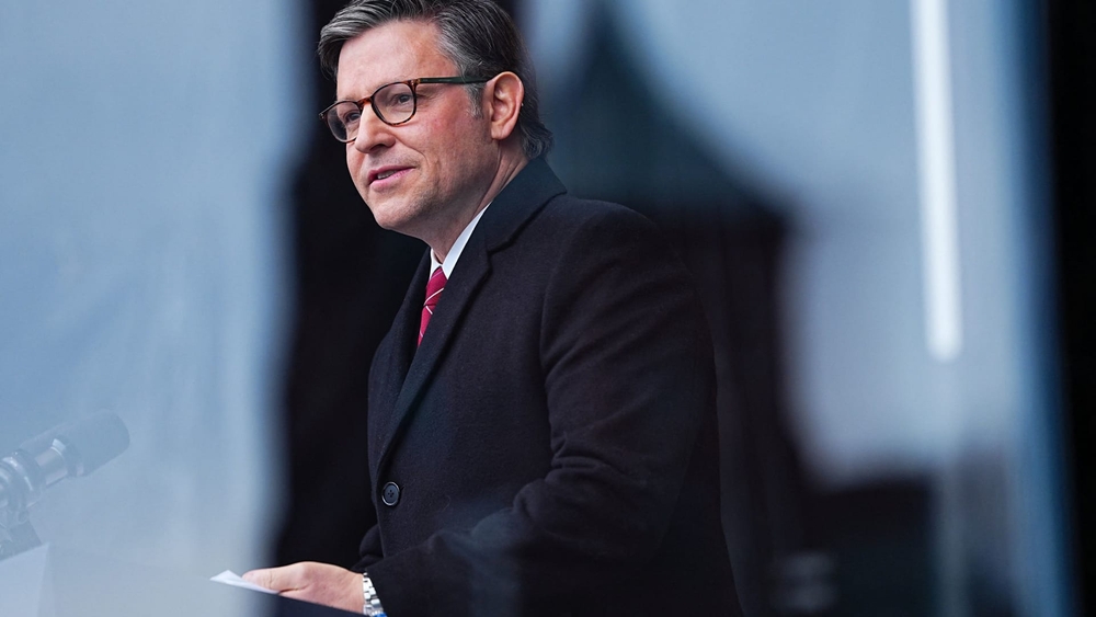 img of Government Shutdown Crisis Exposes Deep Divisions Over Immigration Enforcement