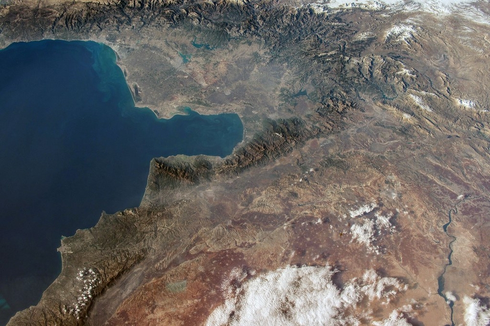 img of Navigating New Alliances: Gulf States and Turkey in Post-Assad Syria