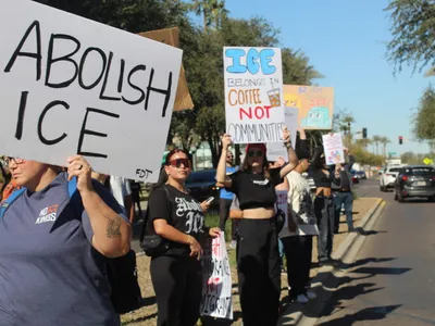 img of Federal Agents' Assault on Liberty: Arizona's 'Know Your Rights' Website as a Necessity in a Democracy Under Siege