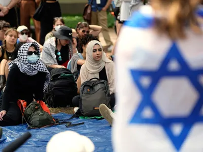 img of America's Dangerous Divide: Eroding Support for Israel and Rising Antisemitism at Home