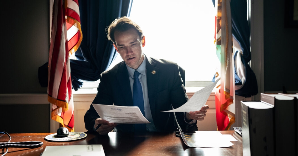 img of The Hollow Echoes of an Empty Capitol: A Government in Shutdown