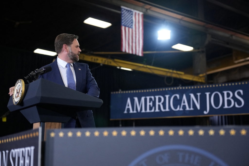 img of Government Shutdown Deepens as Vance Threatens "Painful" Federal Workforce Cuts