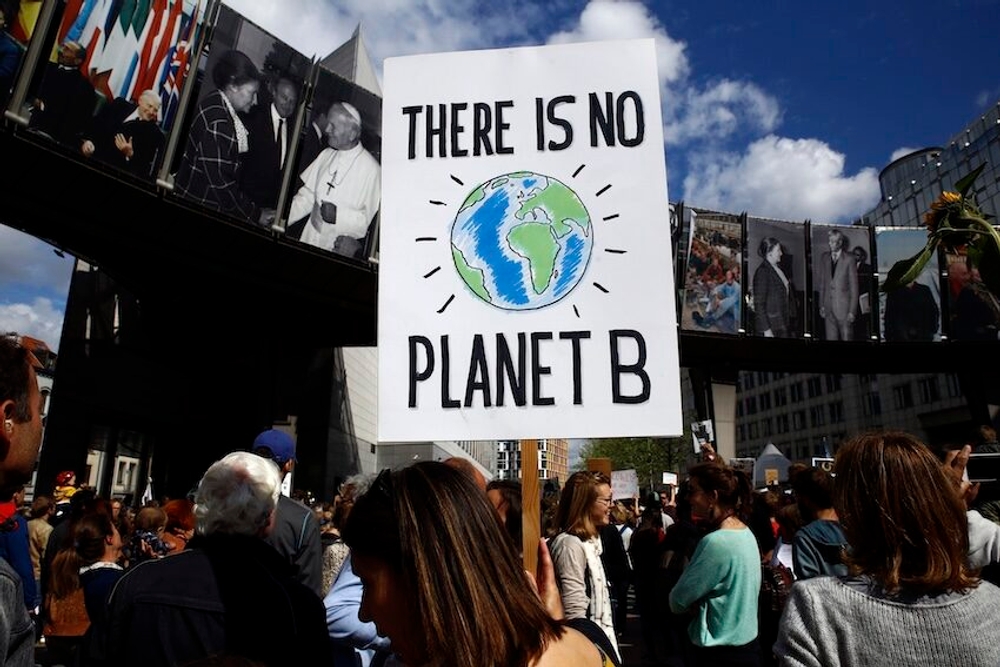 img of A Decade of Climate Hypocrisy: How the West Failed While the Global South Led