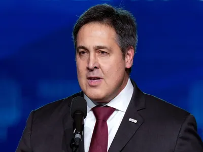 img of The Loyalty Gauntlet: How Trump’s ‘Kiss of Death’ Ended a Primary and Exposed the GOP’s Democratic Deficit