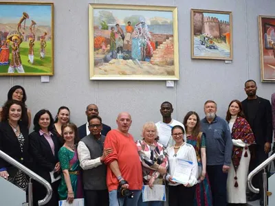 img of The Canvas of Solidarity: Why an Art Exhibition in Moscow is a Geopolitical Masterstroke