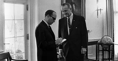 img of The End of an Era: Remembering Sid Davis, Witness to History