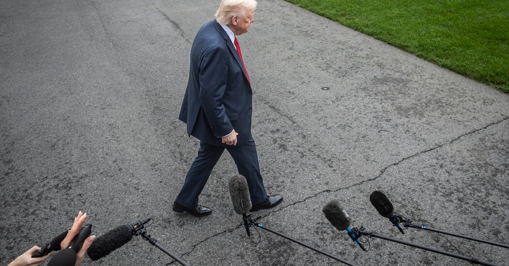 img of White House Defunds Oversight Council in Dangerous Power Grab