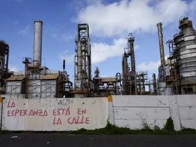 img of The Reckless Pursuit of Oil: Trump's Venezuelan Raid and the Demise of Democratic Principles