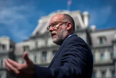 img of Government Shutdown Leads to Mass Layoffs of Federal Workers