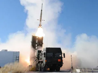 img of Western Arms Flood Ukraine While Diplomacy Takes Backseat