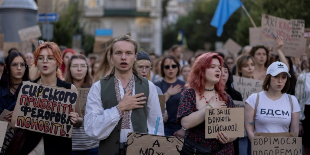 img of The Thunder of Protest: Ukraine's Democratic Defiance and the Kremlin's Imperial Panic