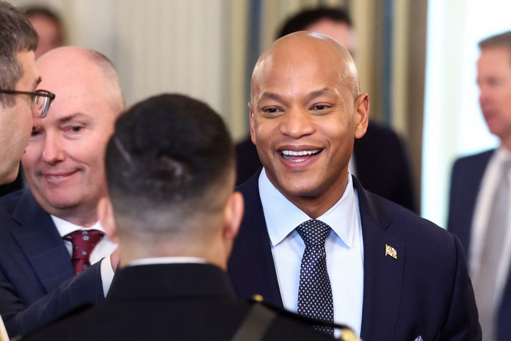 img of The Unraveling of Bipartisan Norms: Trump's Exclusion of Governors Threatens Democratic Foundations