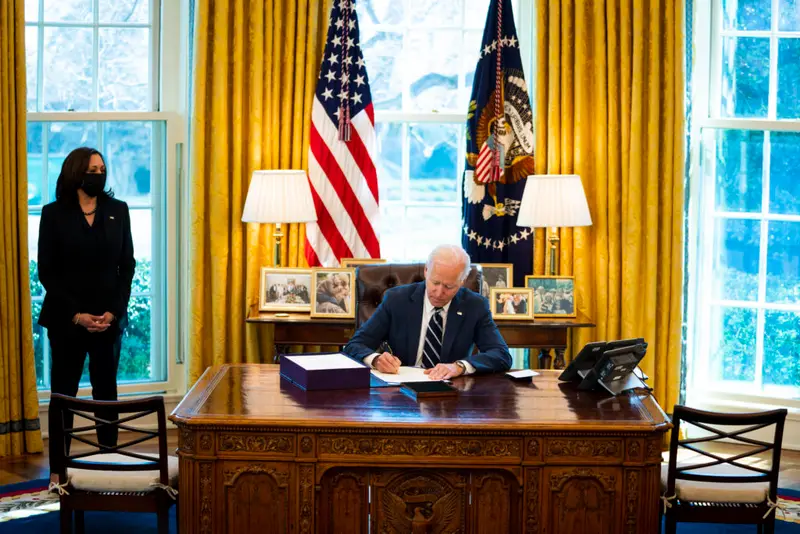 img of Republican Report on Biden's Autopen Use: Facts Versus Political Theater