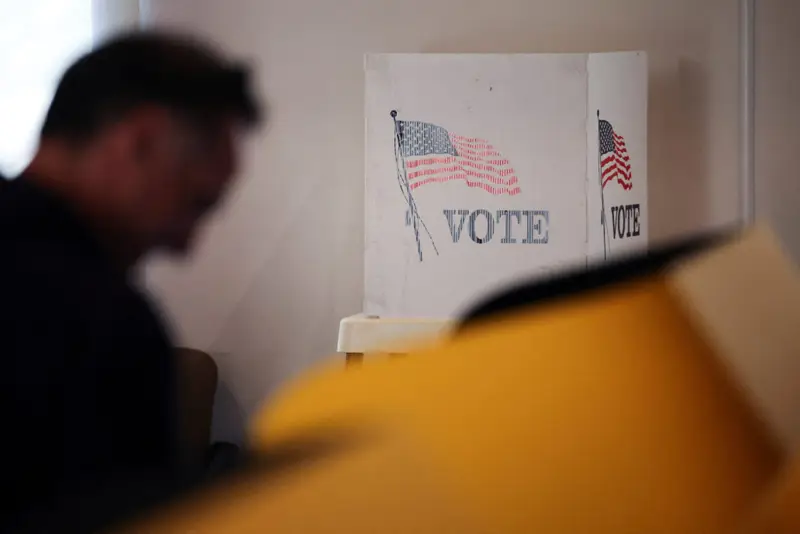 img of Federal Court Upholds Constitution, Blocks Trump's Voter Registration Power Grab