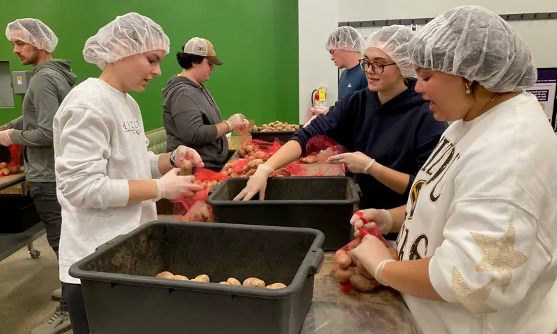 img of America's Shame: Political Games Leave 650,000 Missourians Facing Hunger